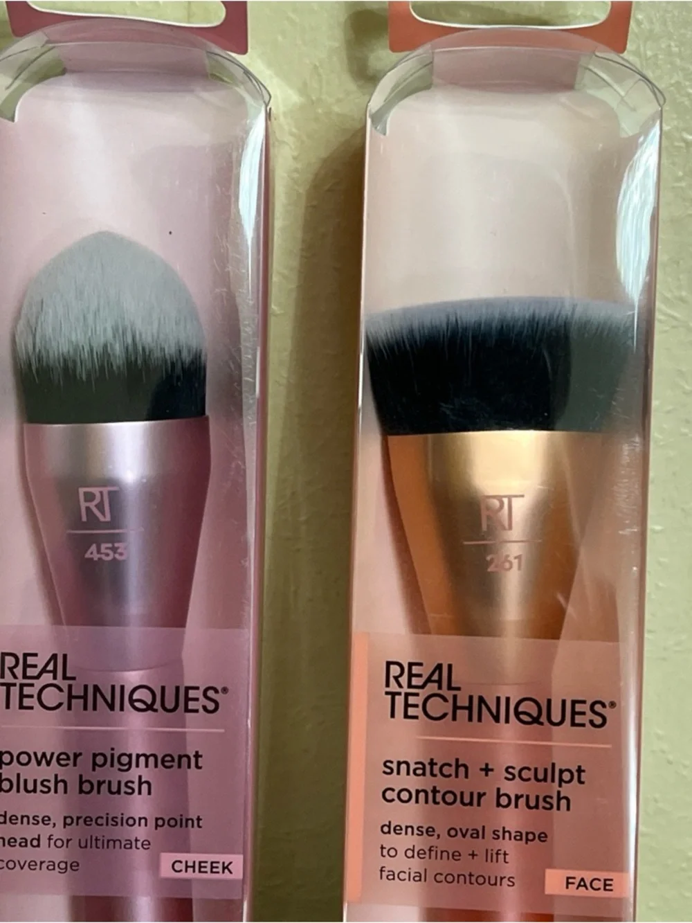 Real Techniques power pigment blush brush and snatch + sculpt contour brush